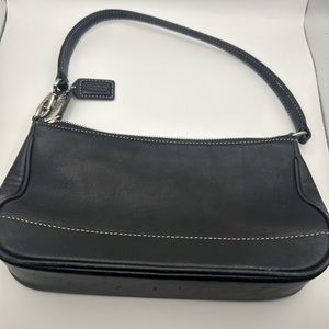 Y2K  Coach leather hamptons bag